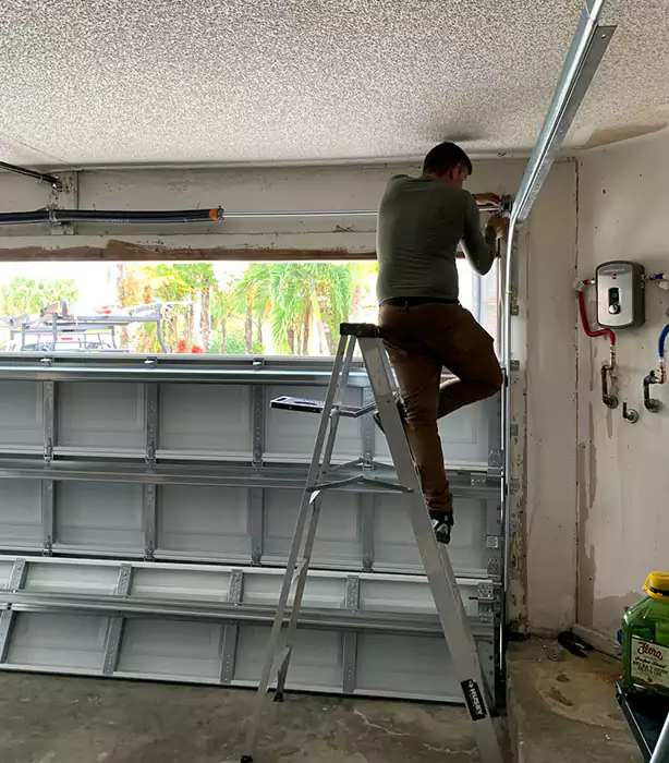 Garage Door Roller Replacement Plantation